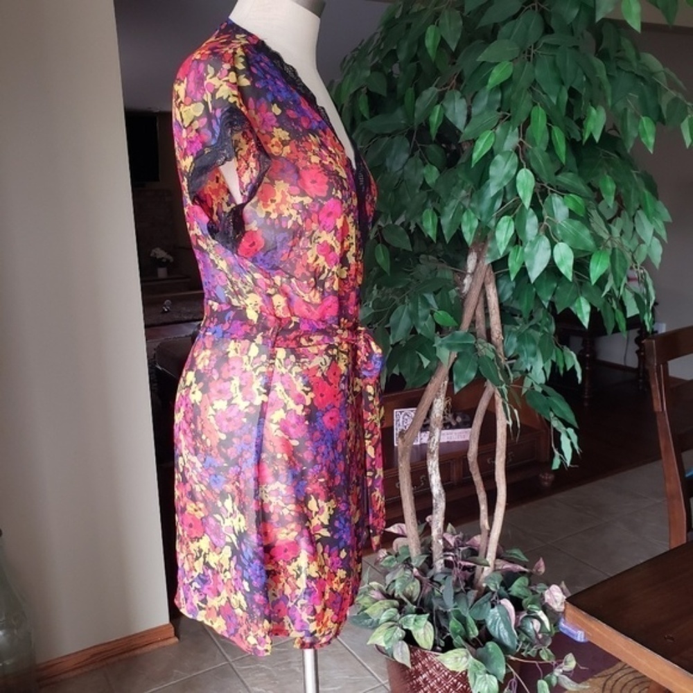 NWOT Lace Trim Vibrant Sexy Belted Robe S - Picture 3 of 8